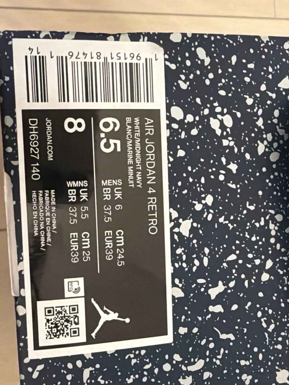 Jordan mens White and Navy Basketball Sneakers